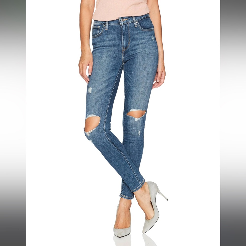 Levi’s high rise skinny distressed jeans 26